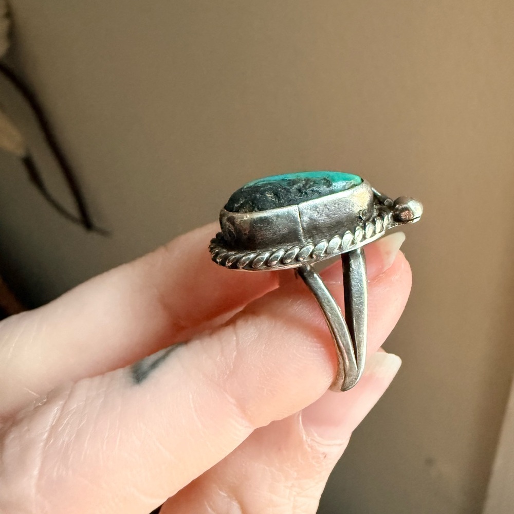 Southwestern Turquoise Sterling Ring - Picture 4 of 6